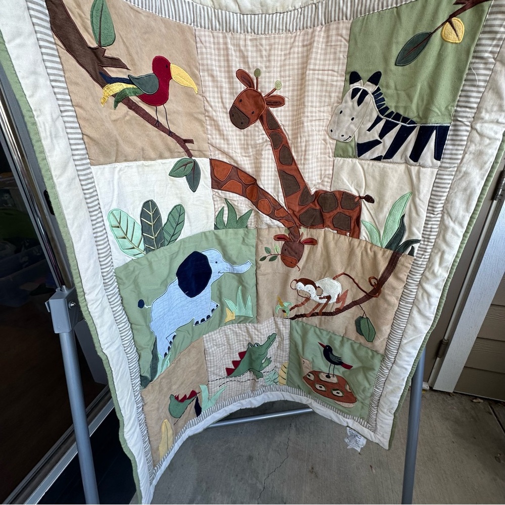 Animal Safari Baby Quilt - Picture 2 of 6